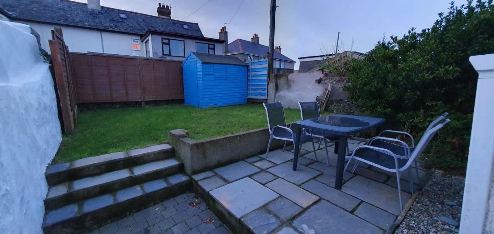 Blodfa Villa Holyhead Exterior foto
